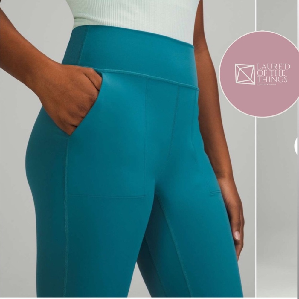 LIKE NEW Size 0 Lululemon Align High-Rise Jogger
Capture Blue
